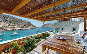 Psarona Hospitality